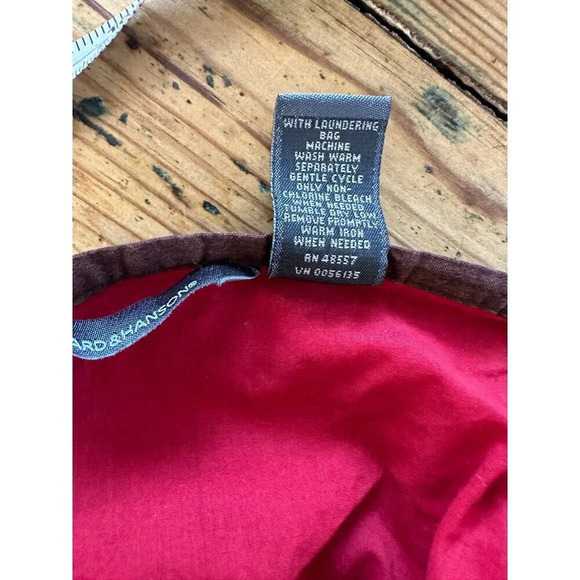 Hillard & Hanson Women's Red Skirt, red skirt, midi skirt, knee length skirt - Picture 5 of 6